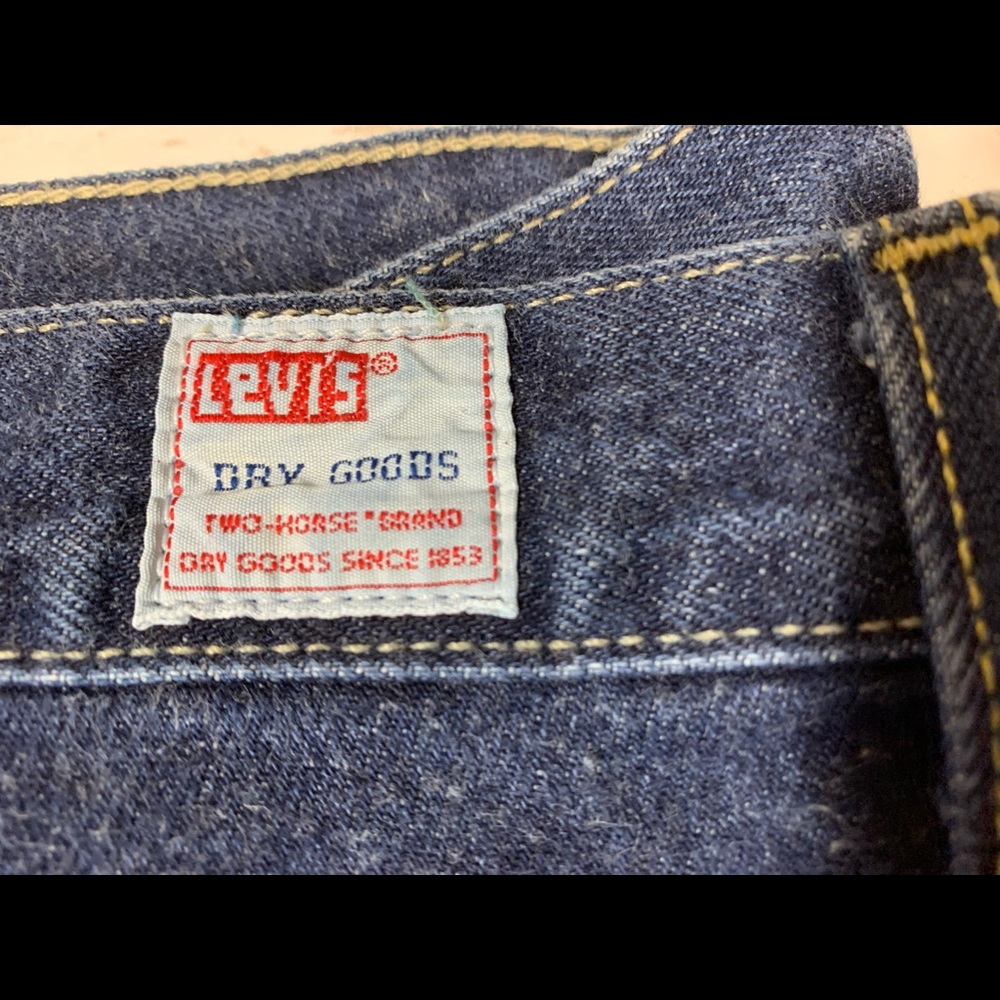Levi’s 38x32 Dry Goods Jeans Distressed Denim
